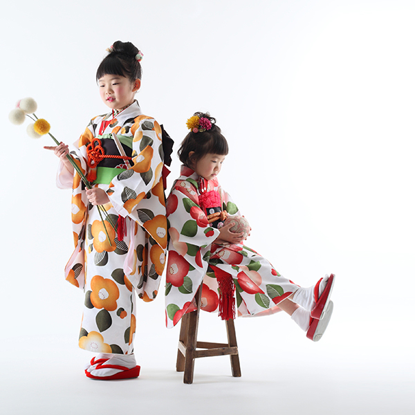 大阪フォトスタジオピエノ:着物の女の子二人