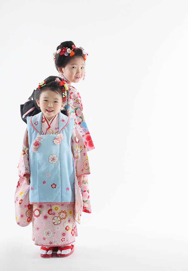 大阪フォトスタジオピエノ:着物を着た姉妹