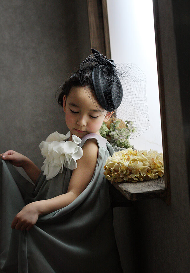 大阪フォトスタジオピエノ:ドレス姿の女の子の写真